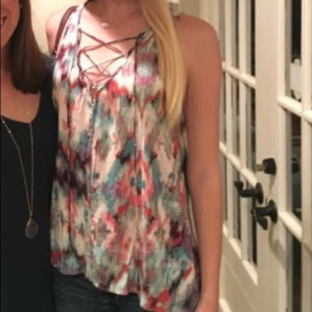 Patterned Lace up top